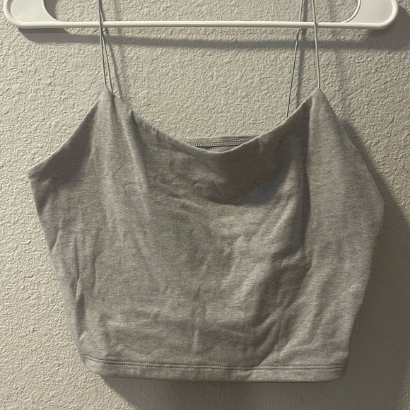 Cropped Tank Top - Picture 1 of 2